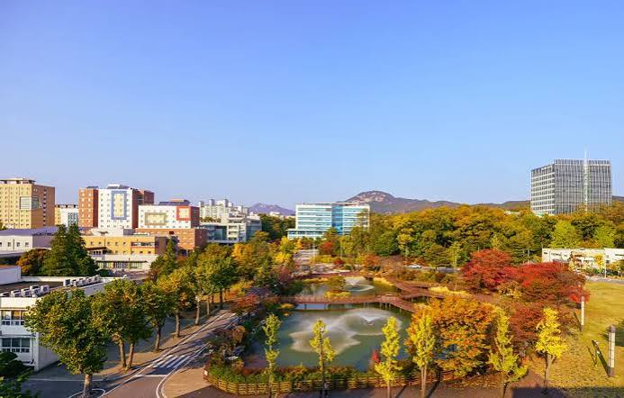 SeoulTech campus in autumn